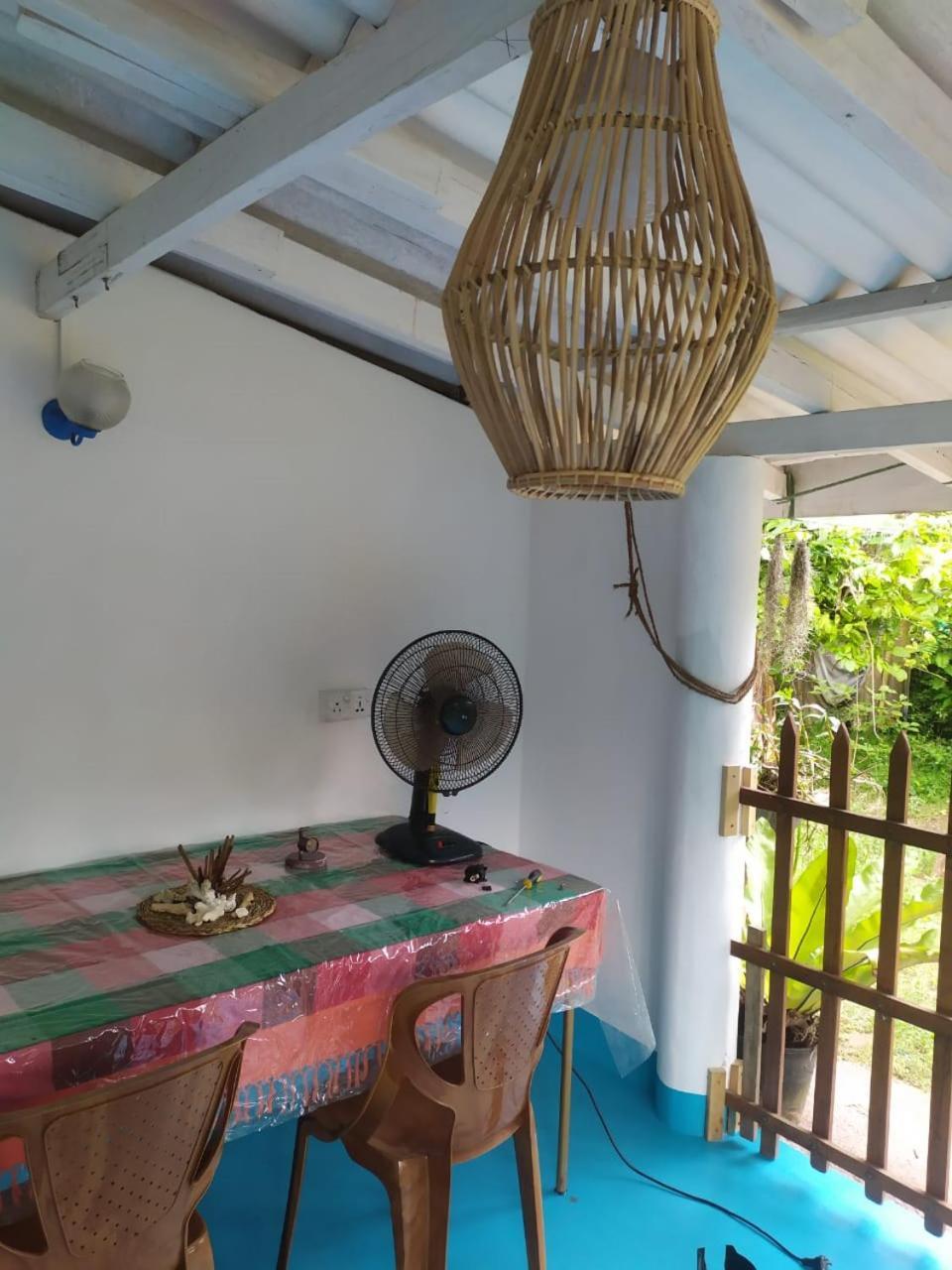 Villa S Guest à Mirissa Extérieur photo